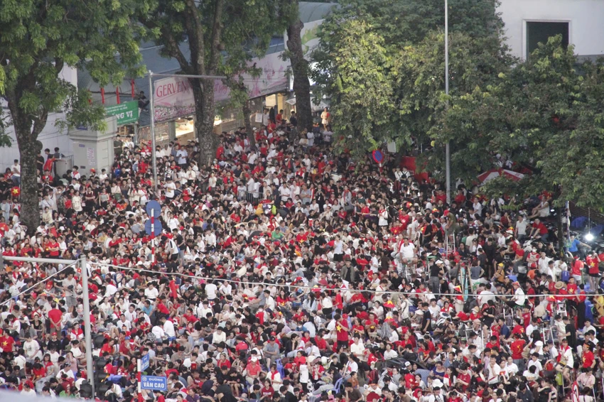 A80-dai-le-dieu-binh-dieu-hanh-minh-truc-1-2.jpg