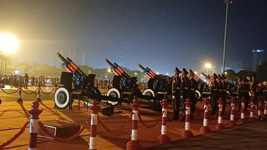 A80-dai-le-dieu-binh-dieu-hanh-phao-le-dac-lam-5.jpg