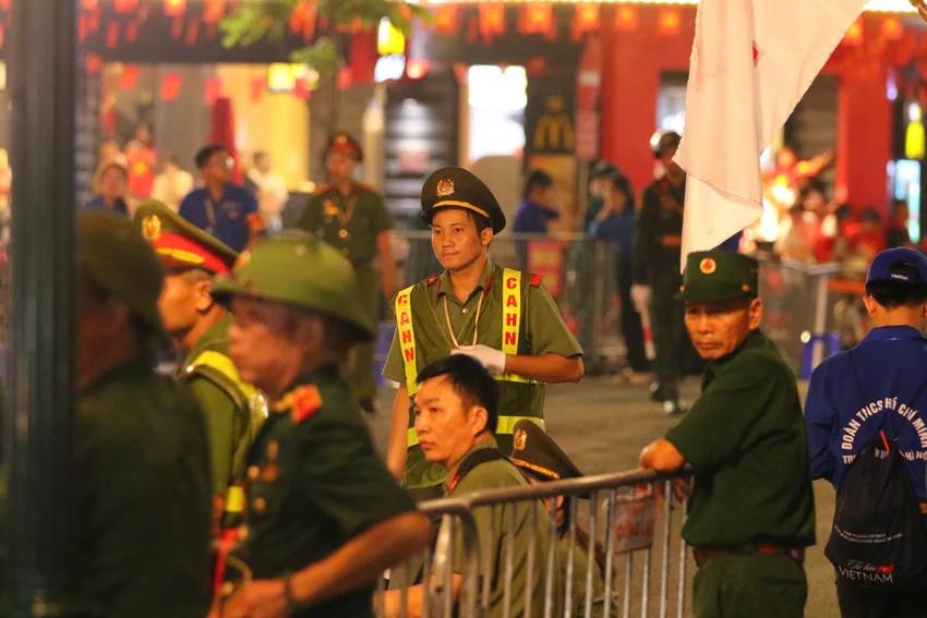A80-dai-le-dieu-binh-dieu-hanh-thanh-tu-ba-dinh-4.jpg