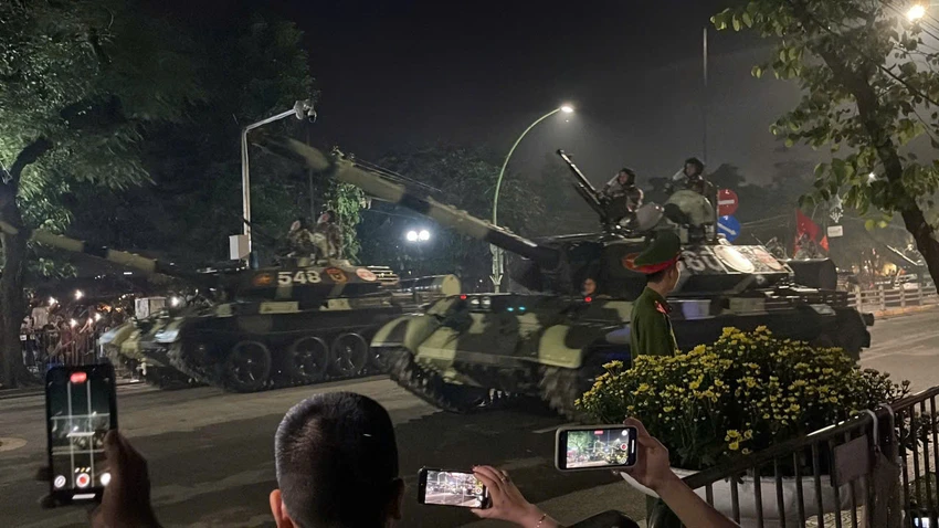 A80-dai-le-dieu-binh-dieu-hanh-viet-thinh-khi-tai-1-1.jpg