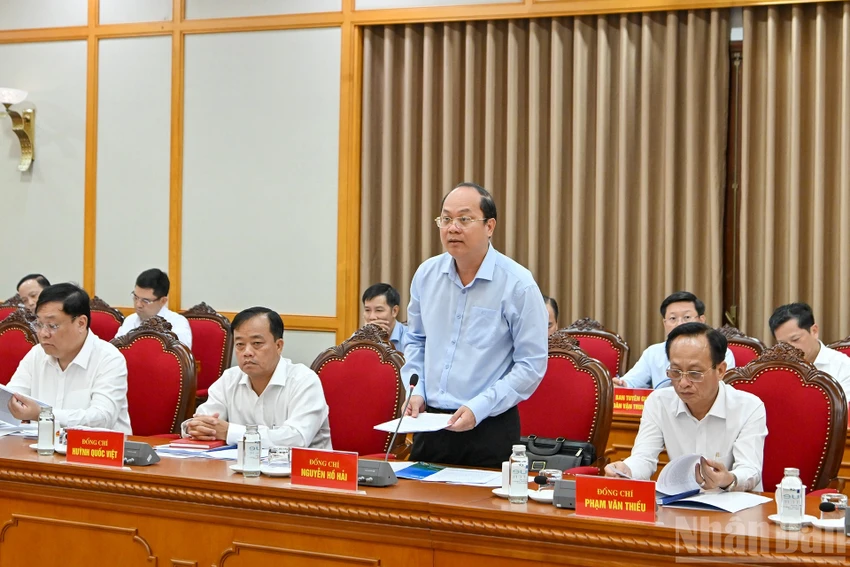 bo-chinh-tri-cho-y-kien-phuong-an-nhan-su-dai-hoi-cac-tinh-hung-yen-ca-mau-tay-ninh-tuyen-quang-1.jpg