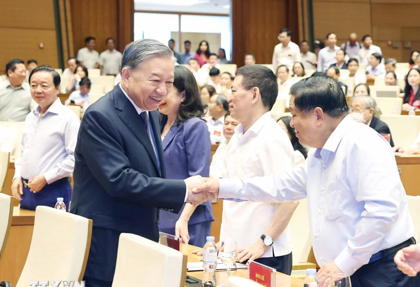 quyen-bo-truong-bo-ngoai-giao-chuyen-tu-tam-the-xin-nhan-sang-chu-dong-dong-gop-xay-dung-tong-bi-thu.jpg