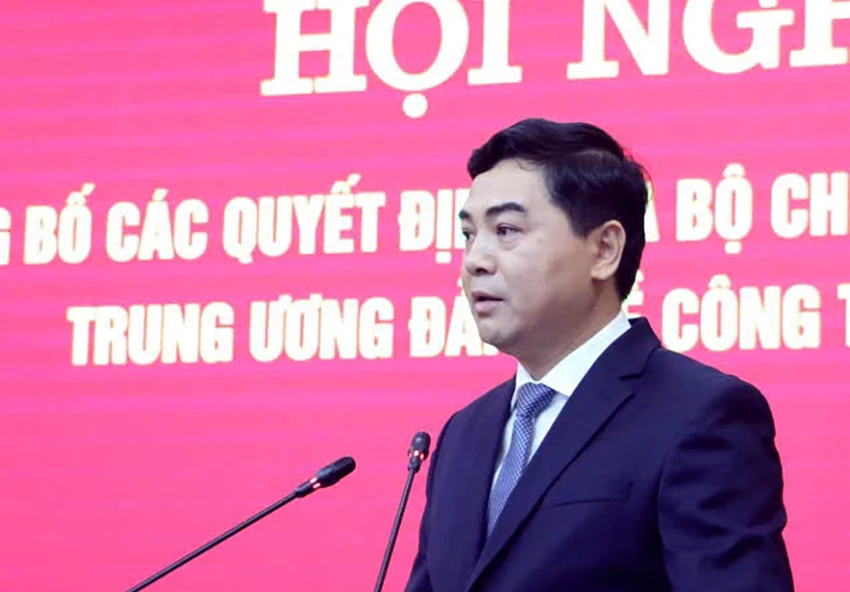Ông Nguyễn Hoài Anh được phê chuẩn làm Chủ tịch UBND tỉnh Thanh Hóa
