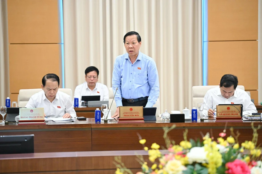 chu-tich-quoc-hoi-khong-the-tuyen-vien-chuc-vao-la-o-trong-bo-may-suot-doi-phan-van-mai.jpg