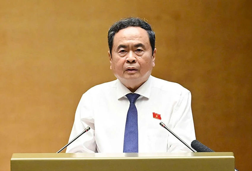 chu-tich-tran-thanh-man-ky-hop-10-se-hop-lien-tuc-tranh-thu-lam-dem-ca-thu-bay-chu-nhat.jpg