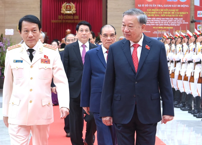 toan-van-phat-bieu-chi-dao-cua-tong-bi-thu-to-lam-tai-dai-hoi-dang-bo-cong-an-trung-uong-6.jpg