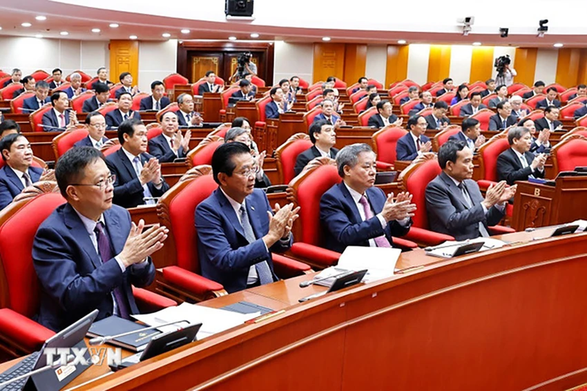 chum-anh-khai-mac-hoi-nghi-lan-thu-muoi-ba-ban-chap-hanh-trung-uong-dang-khoa-xiii-7.jpg