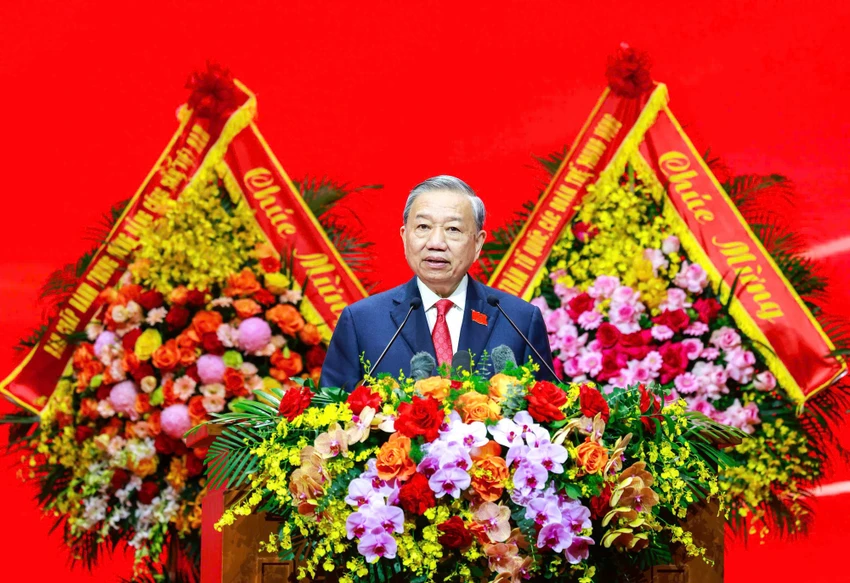 tong-bi-thu-to-lam-xay-dung-doi-ngu-can-bo-cong-chuc-co-tai-co-tam-co-tam.jpg