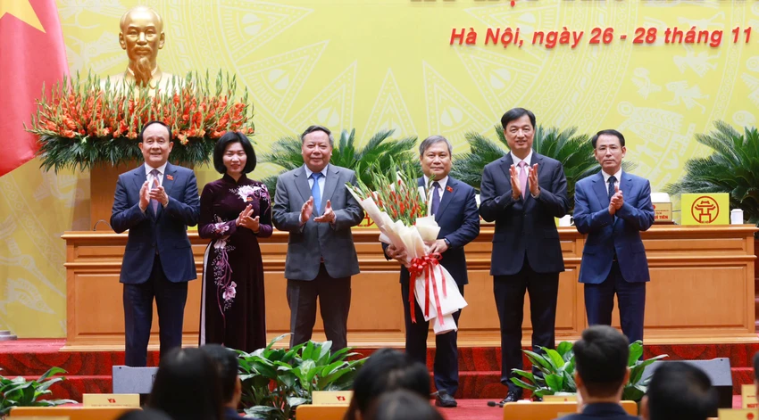 1-Vu-Dai-Thang-chu-tich-UBND-TP-Ha-Noi.jpg