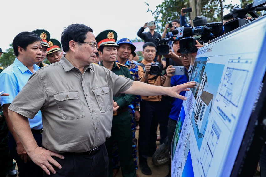 ngay-mai-1-12-trien-khai-chien-dich-quang-trung-than-toc-dung-lai-nha-cho-nguoi-dan-vung-lu-thu-tuong-pham-minh-chinh-5.jpg