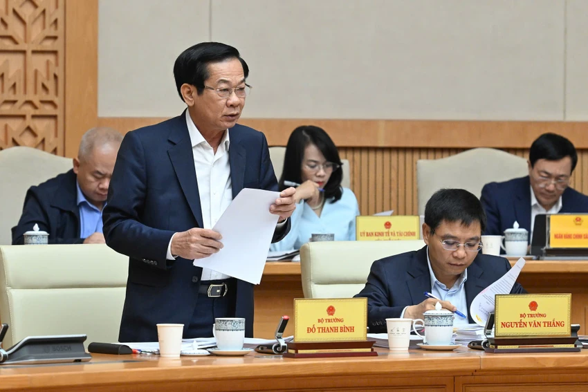 da-dieu-dong-gan-4-000-can-bo-vien-chuc-ve-tang-cuong-cho-cap-xa.jpg