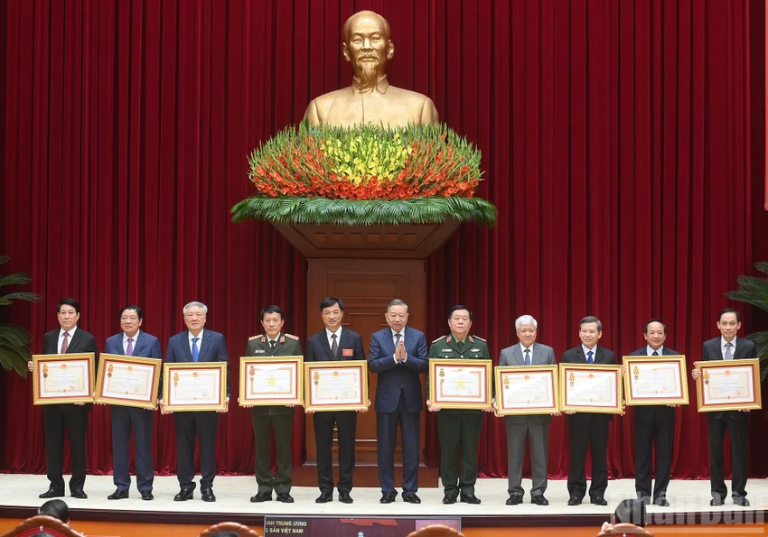 tong-bi-thu-to-lam-phong-chong-tham-nhung-lang-phi-tieu-cuc-phai-lam-thuong-xuyen-lien-tuc-3.jpg