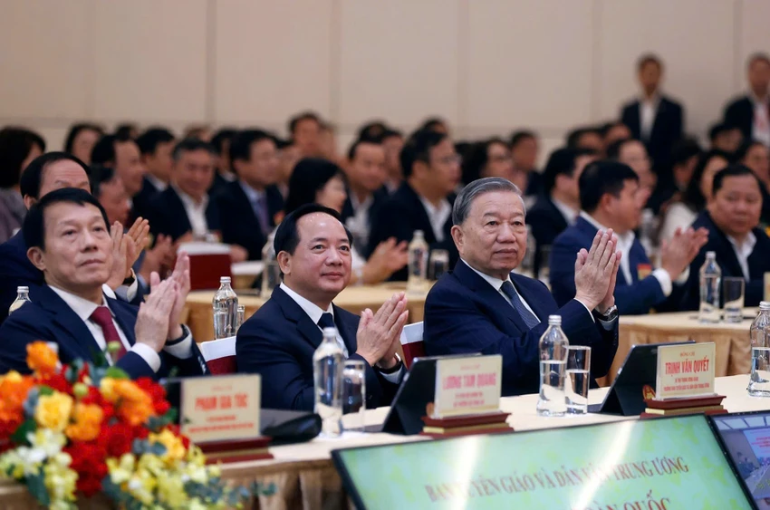 tong-bi-thu-to-lam-phai-dinh-danh-tren-mang-xa-hoi-de-giam-thong-tin-ao-tieu-cuc-5.jpg
