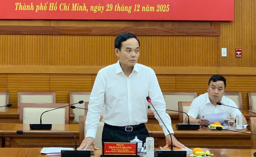 chong-tham-nhung-tphcm-2-8855-545.jpg
