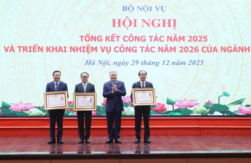 pho-thu-tuong-khong-de-can-bo-man-thinh-chi-ngoi-cho-lai-de-dang-thang-tien-1.jpg