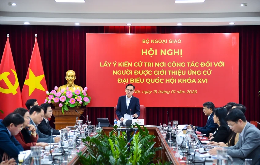 bo-truong-bo-ngoai-giao-bo-truong-bo-noi-vu-duoc-gioi-thieu-ung-cu-dai-bieu-quoc-hoi-khoa-16-1.jpg