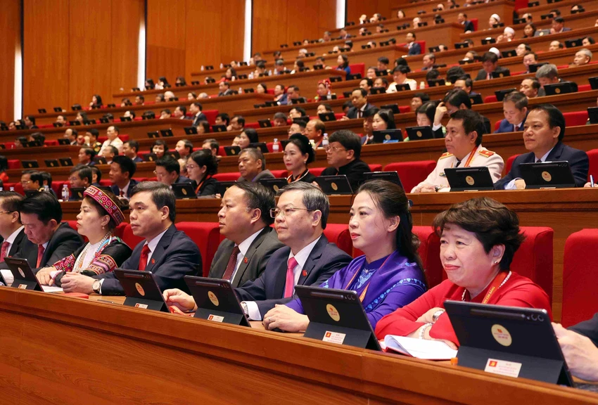 ban-chap-hanh-trung-uong-khoa-xiii-thang-than-nhin-vao-tinh-trang-ne-tranh-khong-dam-lam-cua-mot-bo-phan-can-bo-1.jpg