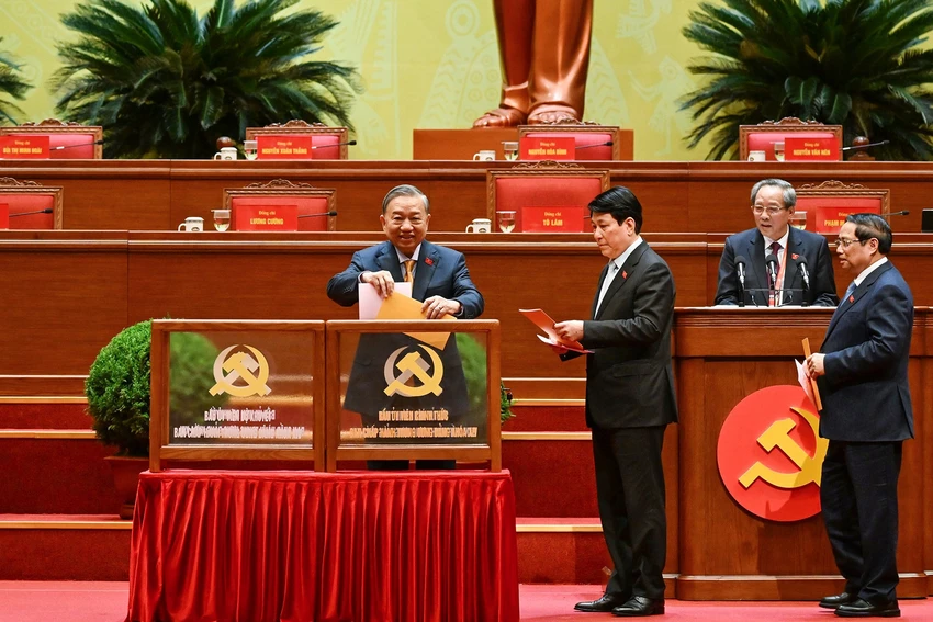 dai-hoi-xiv-thong-qua-danh-sach-trung-cu-ban-chap-hanh-trung-uong-dang-khoa-xiv.jpg