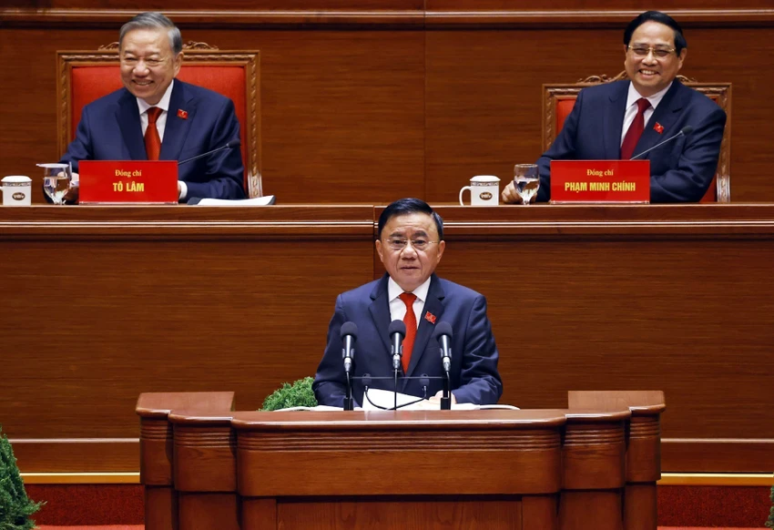 ap-the-ban-chap-hanh-trung-uong-bo-chinh-tri-ban-bi-thu-khoa-xiii-co-nhieu-doi-moi-trong-lanh-dao-chi-dao.jpg