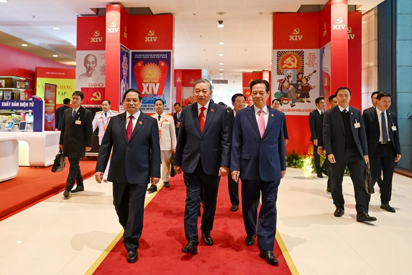 vinh-quang-doi-doi-thuoc-ve-nhan-dan-viet-nam-anh-hung-1.jpg