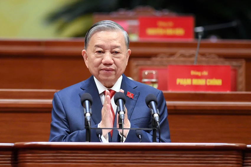 vinh-quang-doi-doi-thuoc-ve-nhan-dan-viet-nam-anh-hung-2.jpg