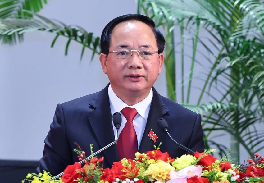 trinh-van-quyet-nhan-dan-dai-hoi-dang.jpg