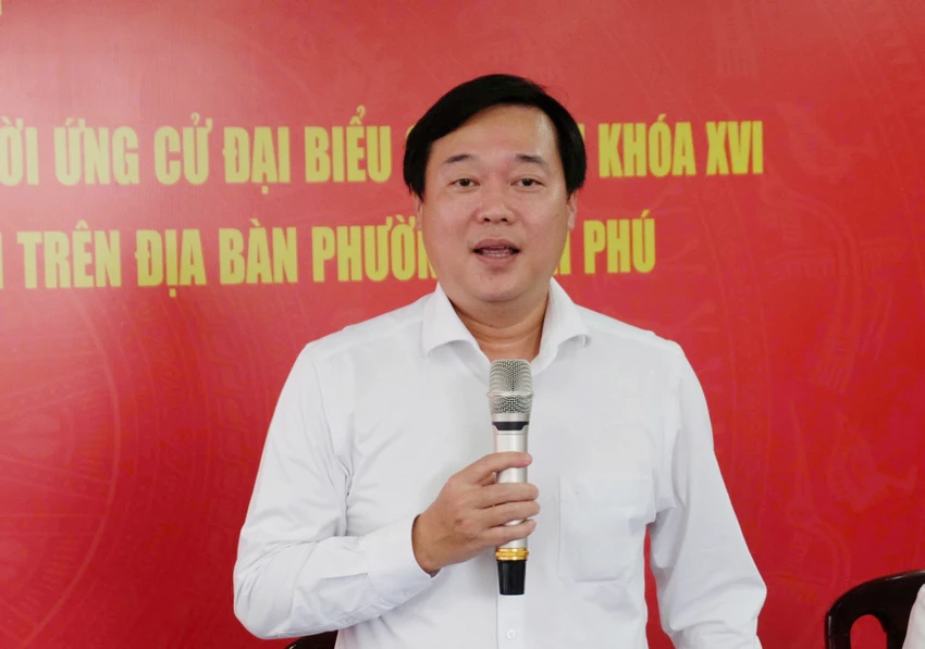 ong-le-quoc-phong-y-kien-cu-tri-2307-8983.jpg