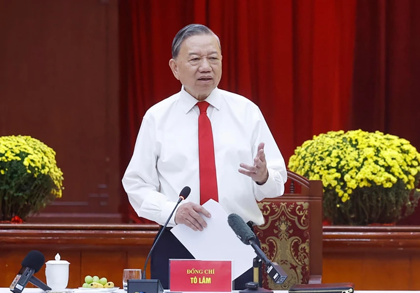 tong-bi-thu-to-lam-gap-mat-cac-nguyen-uy-vien-trung-uong-dang-khu-vuc-phia-nam.jpg
