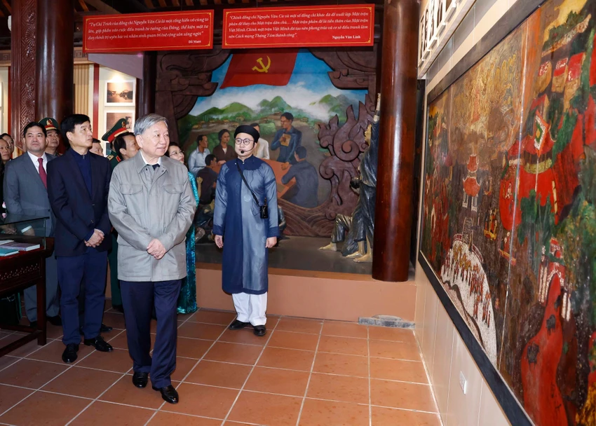 tong-bi-thu-to-lam-dang-huong-tuong-niem-cac-lanh-dao-tien-boi-cua-dang-o-hung-yen-bac-ninh-1.jpg