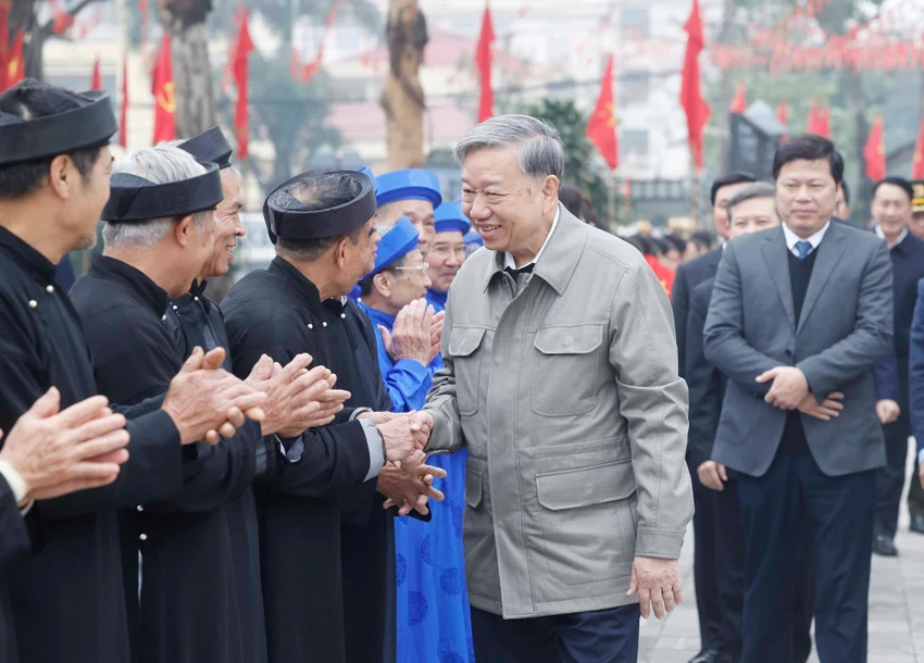tong-bi-thu-to-lam-dang-huong-tuong-niem-cac-lanh-dao-tien-boi-cua-dang-o-hung-yen-bac-ninh-6.jpg