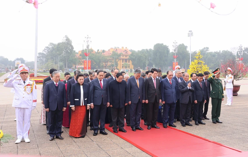 lanh-dao-dang-nha-nuoc-vieng-lang-bac-nhan-dip-tet-nguyen-dan.jpg