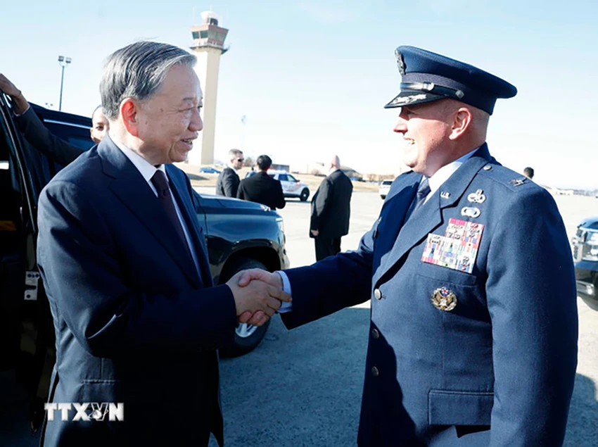 gap-tong-bi-thu-to-lam-tong-thong-donald-trump-cho-biet-se-som-tham-viet-nam-3.jpg