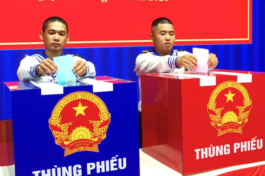 pho-chu-tich-ubnd-nguyen-manh-cuong-bao-cao-ve-cong-tac-bau-cu-tai-tp-hcm-2.jpg