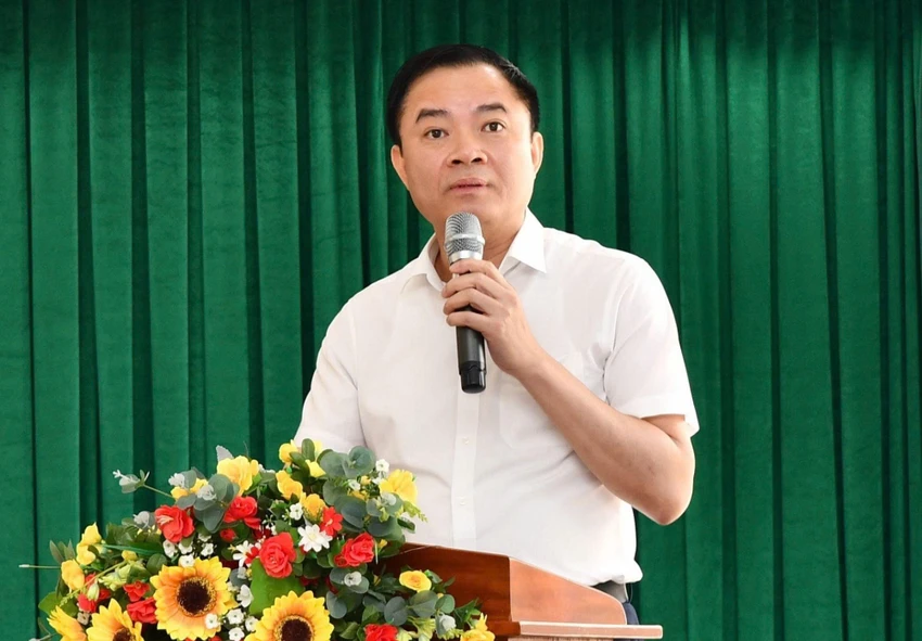 Le-Ngoc-Son.jpg