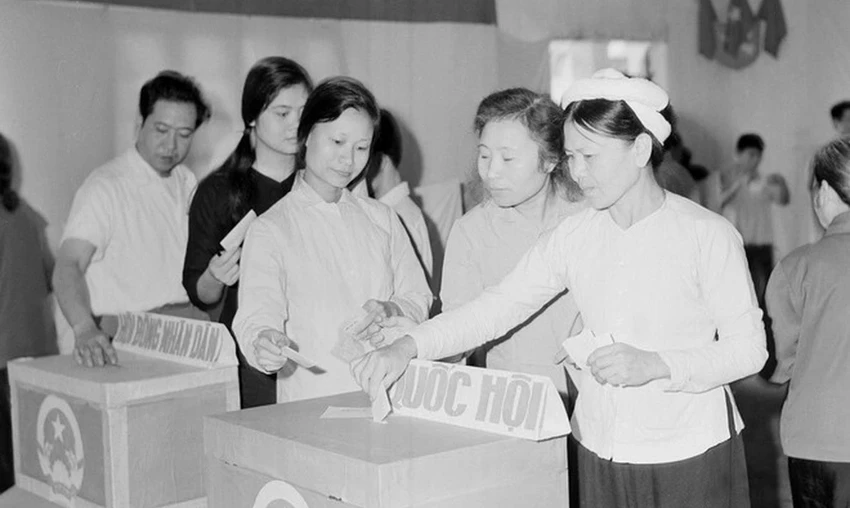 nhin-lai-15-cuoc-bau-cu-quoc-hoi-viet-nam-trong-lich-su.jpg