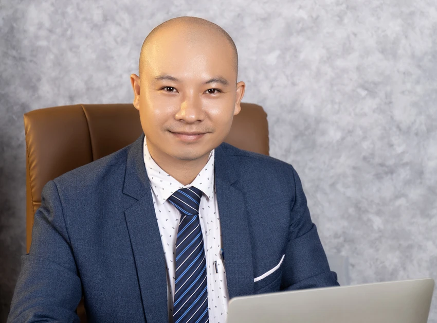 ong-Vo-Quang-Phuc.jpg