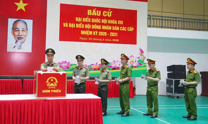 dang-trung-thanh-hoa.jpg