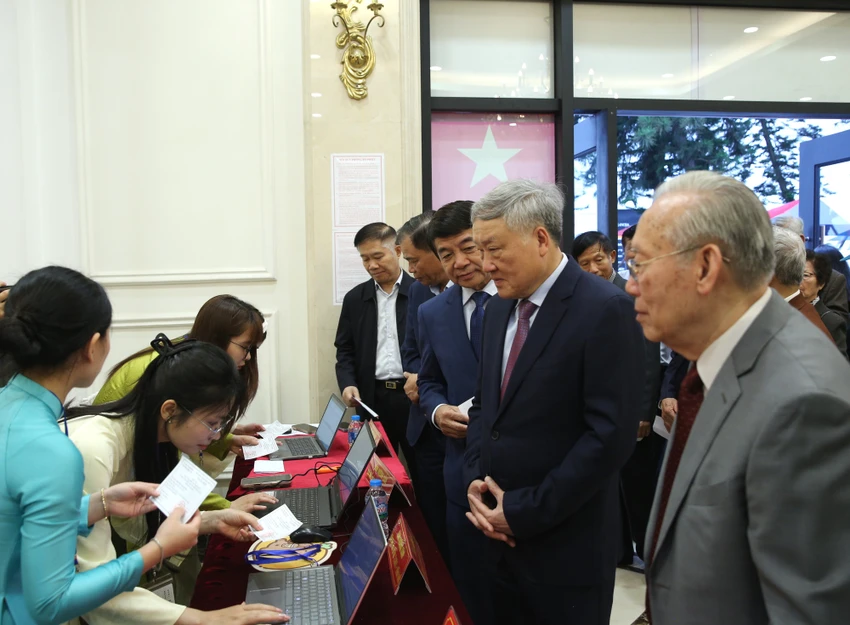 lanh-dao-dang-nha-nuoc-bau-cu-vgp-14.jpg