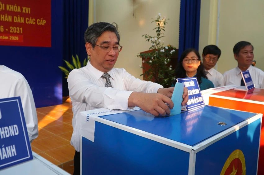 nguyen-phuoc-loc-nhat-diem.jpg