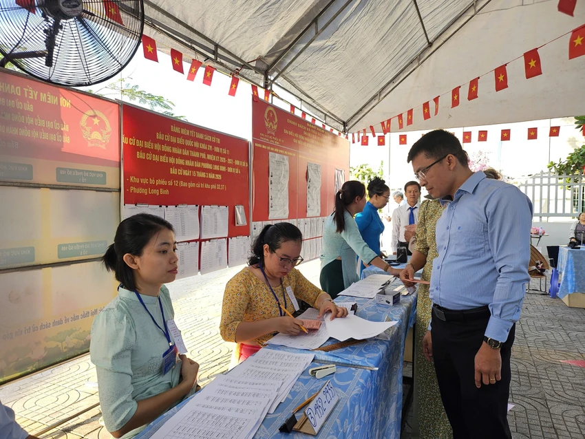 thu-trinh-phuong-long-binh-2.jpg