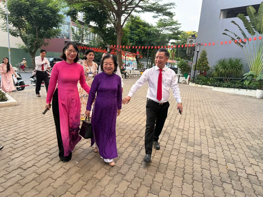 truong-my-hoa-tran-thi-dieu-thuy-2.jpg