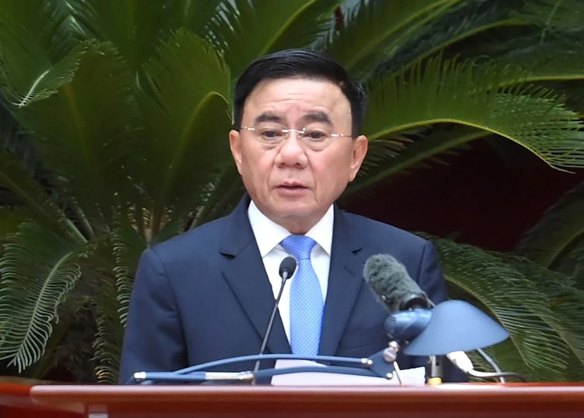 Hoi-nghi-trung-uong-2-khoa-xiv-nhandan-4-tran-cam-tu.jpg