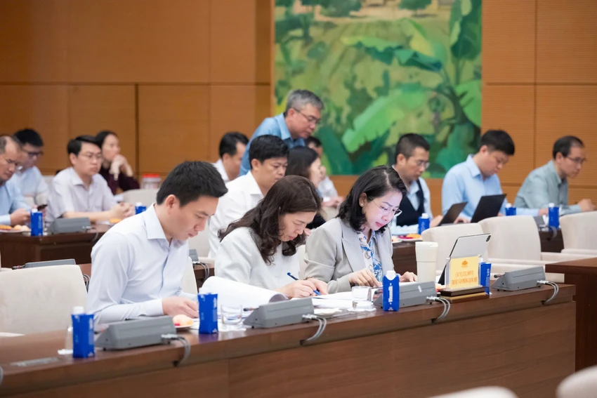 quoc-hoi-se-kien-toan-chuc-danh-chu-tich-nuoc-thu-tuong-chu-tich-quoc-hoi-tai-ky-hop-thu-nhat-3.jpg