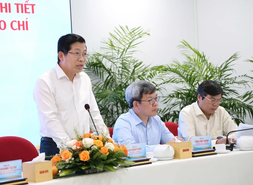 Luu-Dinh-Phuc.jpg