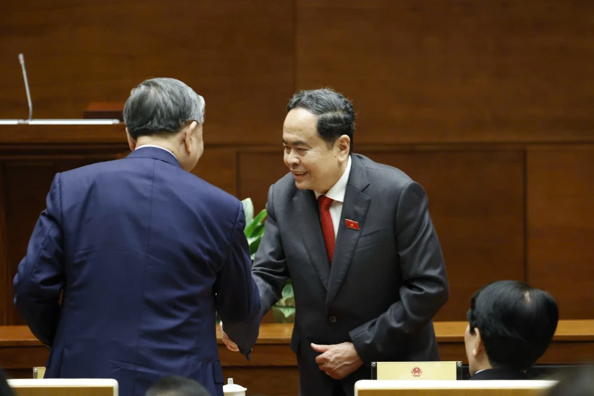 chu-tich-quoc-hoi-tran-thanh-man-tai-dac-cu-tuyen-the-4.jpg