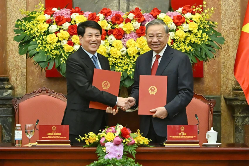 nhung-chia-se-cua-nguyen-chu-tich-nuoc-luong-cuong-tai-le-ban-giao-cong-tac-2.jpg