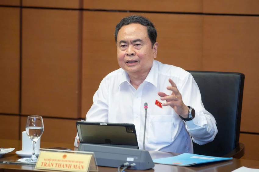 Tran-Thanh-Man-luat-do-thi-dac-biet.jpg