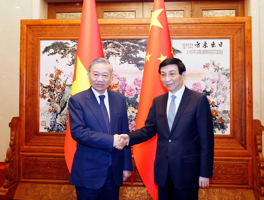tong-bi-thu-chu-tich-nuoc-to-lam-tham-trung-quoc-mo-rong-hop-tac-song-phuong-ttxvn-2.jpg