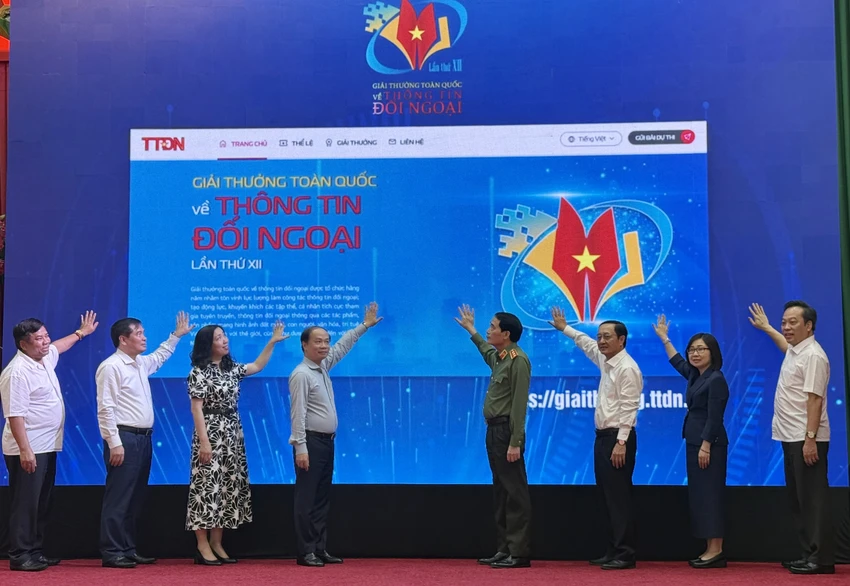 lan-dau-tien-sau-10-nam-le-phat-dong-giai-thuong-thong-tin-doi-ngoai-duoc-to-chuc-tai-tp-hcm.jpg