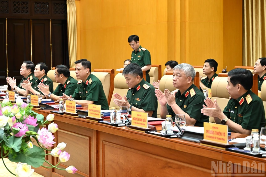 tong-bi-thu-chu-tich-nuoc-to-lam-chu-tri-hoi-nghi-quan-uy-trung-uong-lan-thu-hai-2.jpg